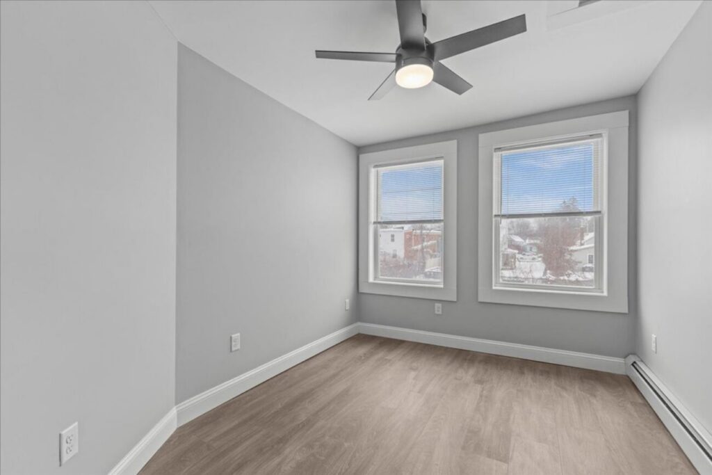 4BD in Burlington – Close to UVM – Available February 1st, 2027