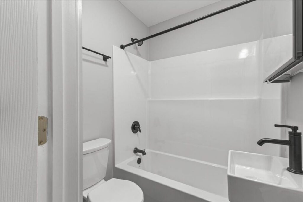 4BD in Burlington – Close to UVM – Available February 1st, 2027