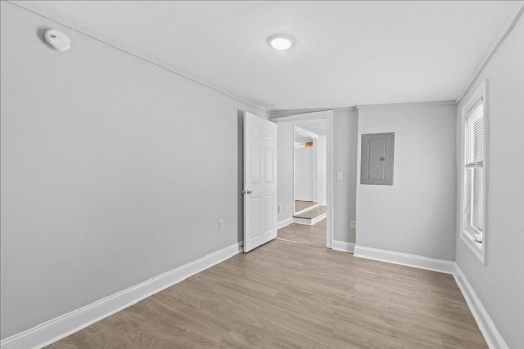 Newly Renovated 3 bedroom home in Burlington