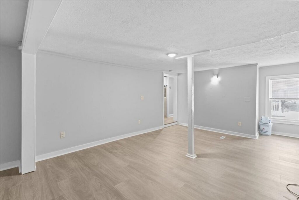 Newly Renovated 3 bedroom home in Burlington
