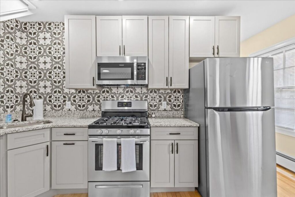 Four Bedroom Apartment next to UVM Center – Available February 1st, 2027!