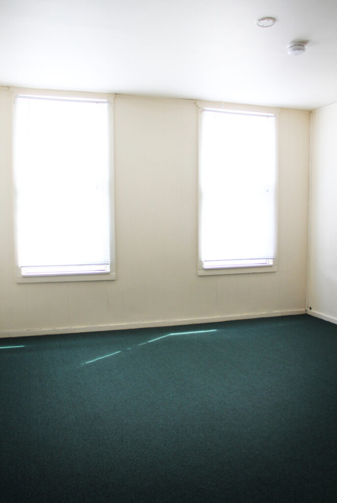 252 North St #4 – GREAT 4BR DOWNTOWN! AVAILABLE September 1, 2026