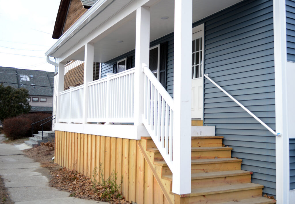 UNDERGRADUATE STUDENT PRIVATE ROOM FOR RENT IN 4BD APT – AVAILABLE NOW – Burlington, VT