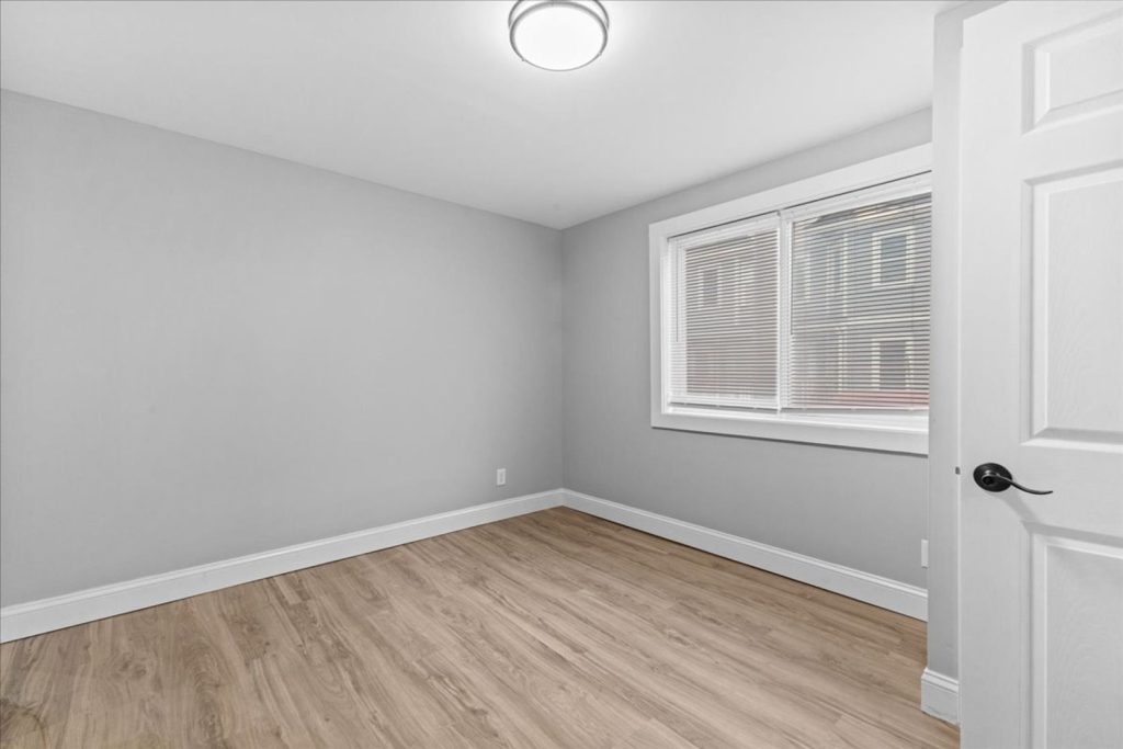 AVAILABLE September 1st, 2026 – Newly Renovated 3 BR Apartment Near UVM Campus & Downtown Burlington