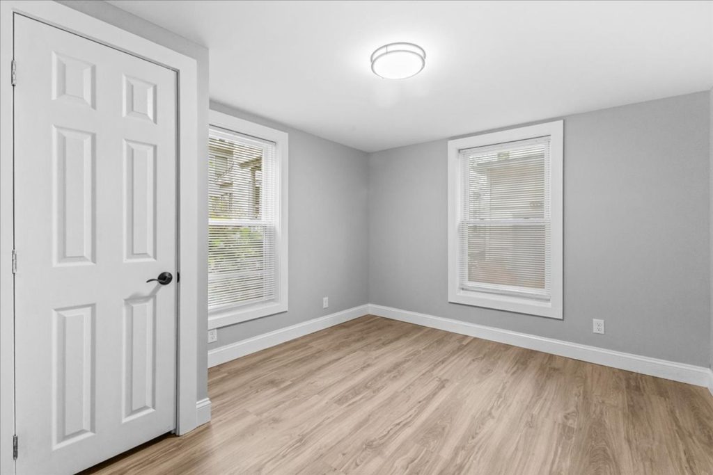 AVAILABLE September 1st, 2026 – Newly Renovated 3 BR Apartment Near UVM Campus & Downtown Burlington