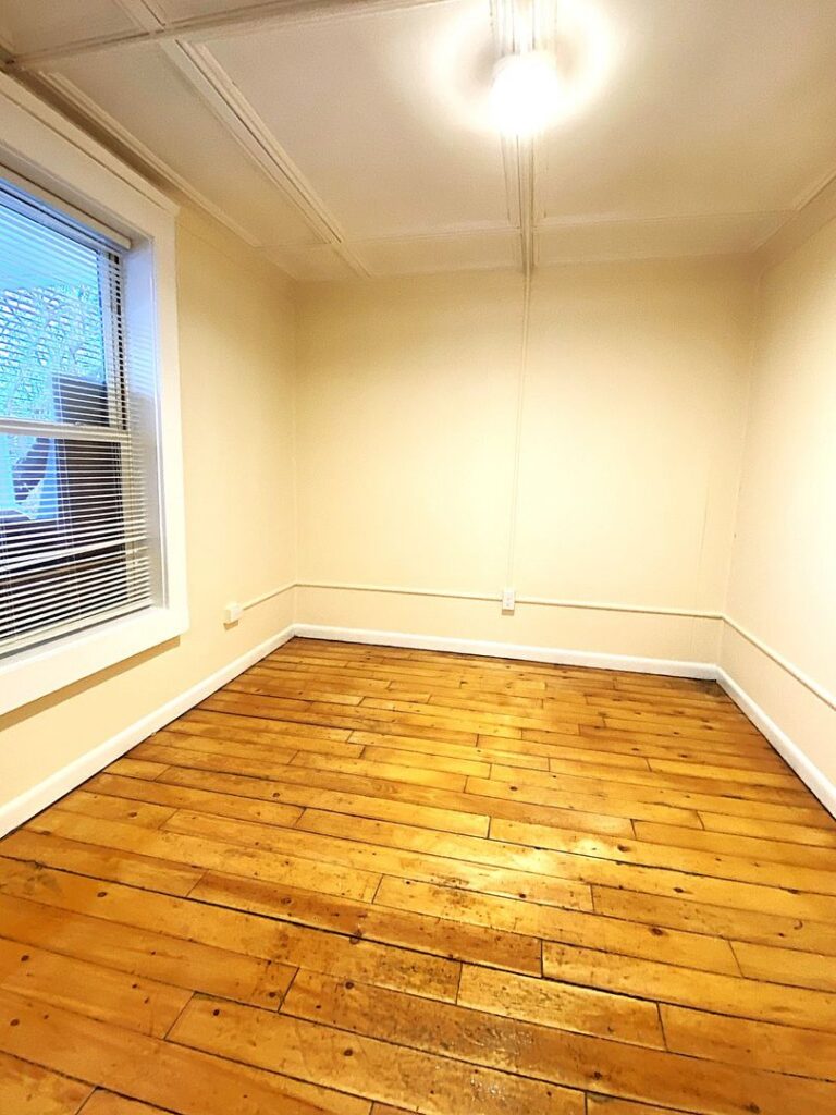 Cozy 2 bedroom located in the O.N.E