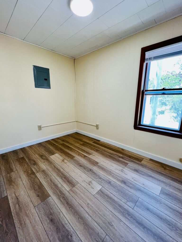 4 Bedroom, with Laundry – 50 Howard St – September 1st, 2026 Burlington VT