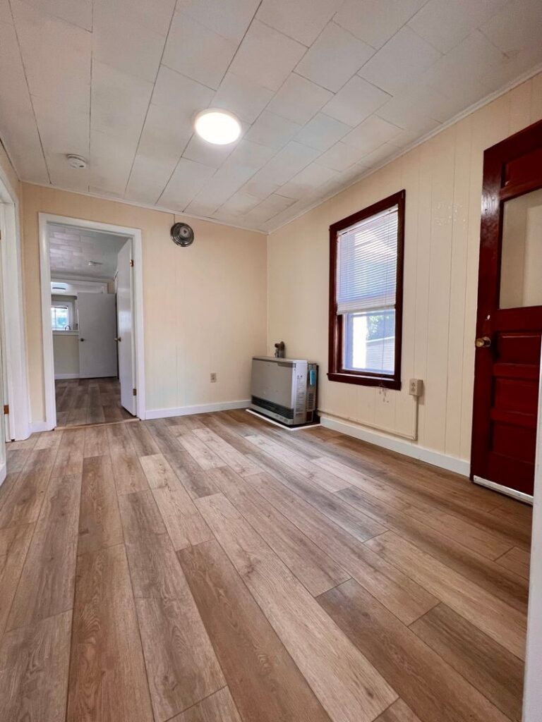 4 Bedroom, with Laundry – 50 Howard St – September 1st, 2026 Burlington VT
