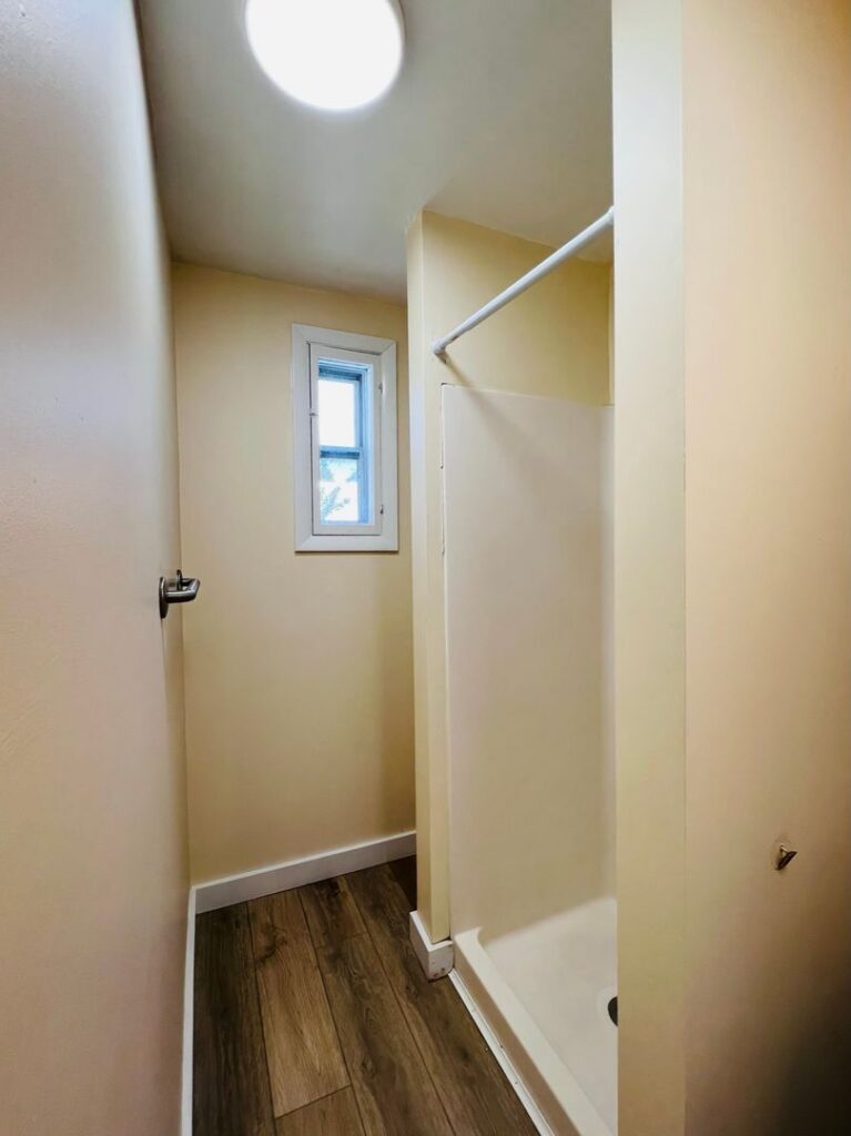4 Bedroom, with Laundry – 50 Howard St – September 1st, 2026 Burlington VT