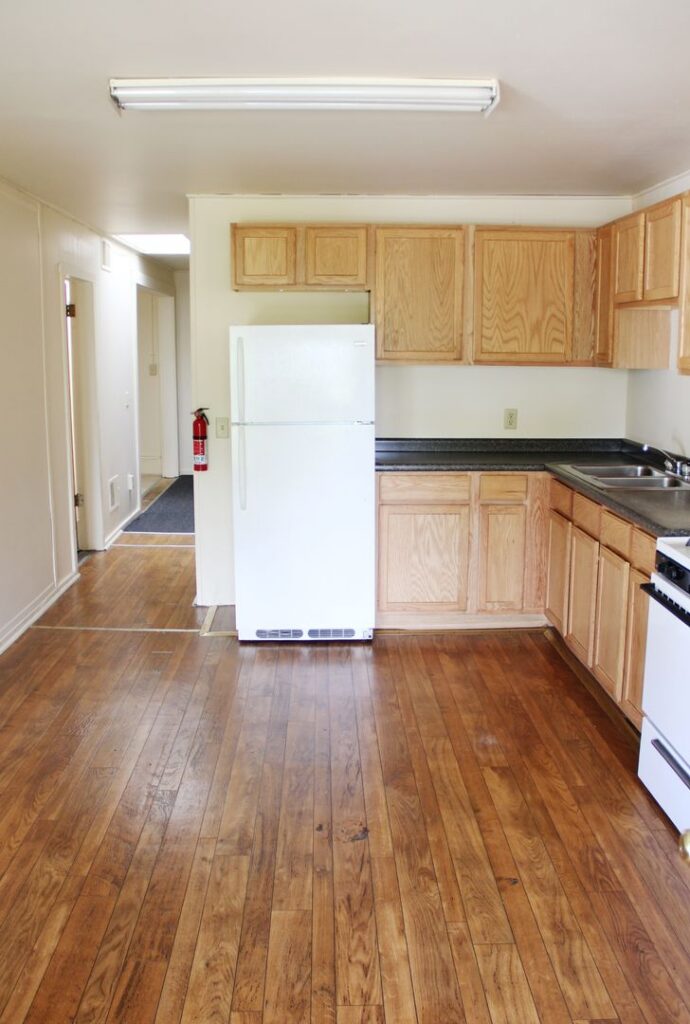 252 North St #4 – Four Bedroom Available For Immediate Move-in