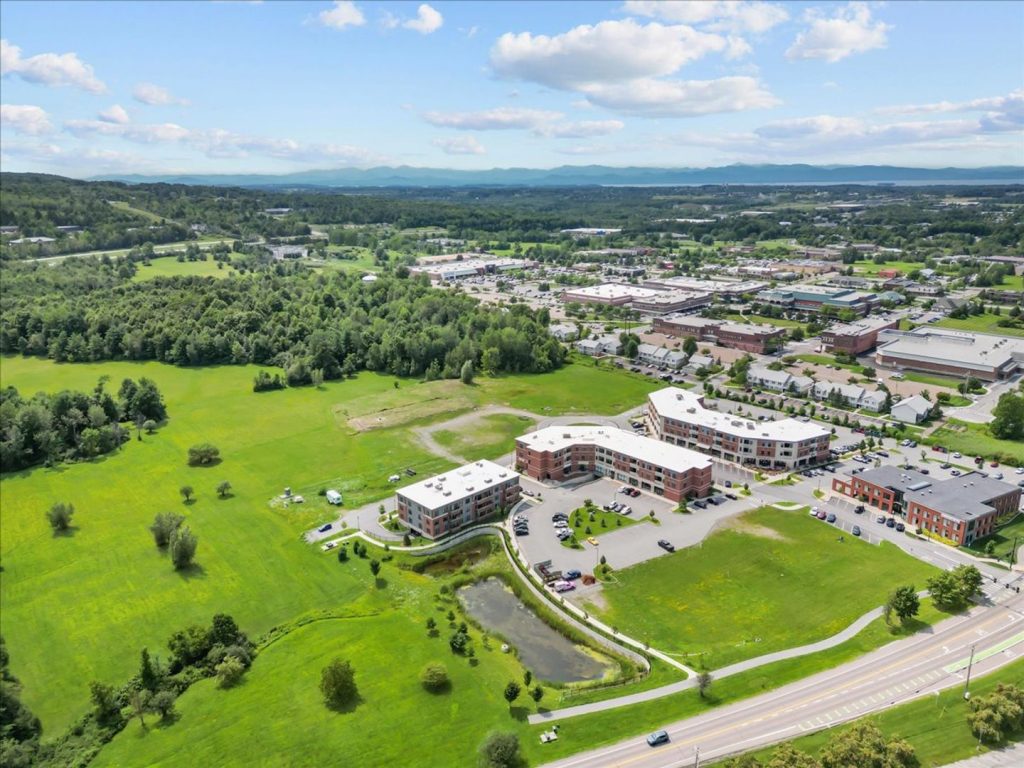 Spacious 2-Bedroom, 2 Bath Apartment at 32 Cottonwood Drive, Apt #213– Williston, VT!