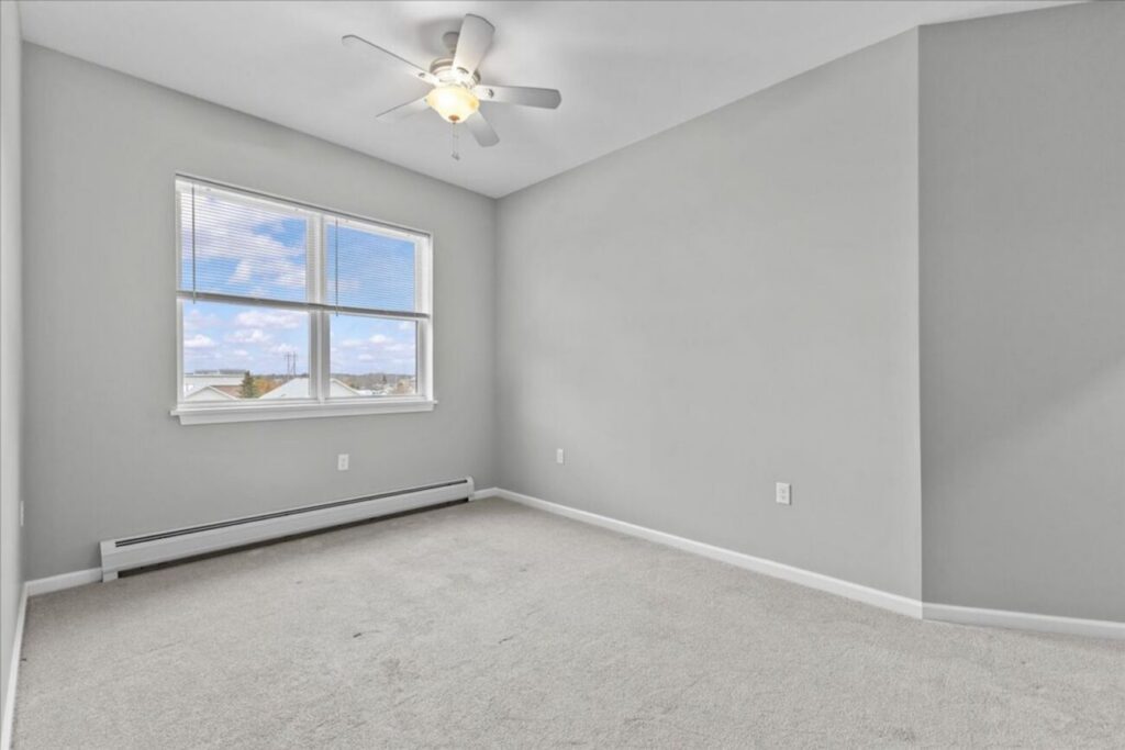 Spacious 2-Bedroom, 2 Bath Apartment at 32 Cottonwood Drive, Apt #213– Williston, VT!