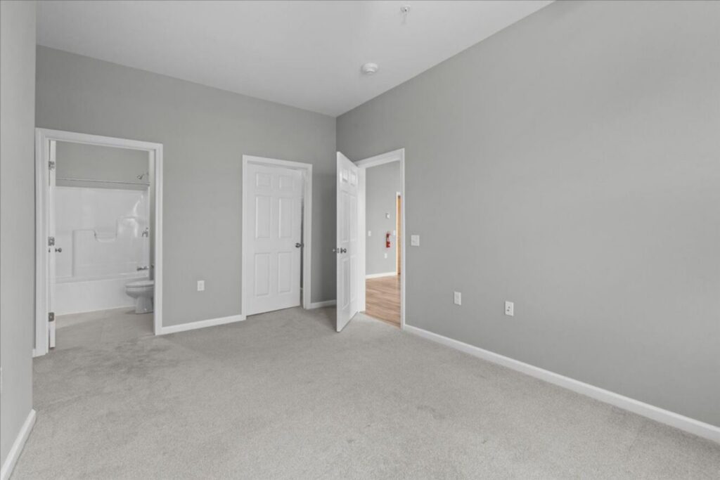 Spacious 2-Bedroom, 2 Bath Apartment at 32 Cottonwood Drive, Apt #213– Williston, VT!