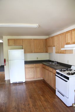 252 North St #4 – Four Bedroom Available For Immediate Move-in