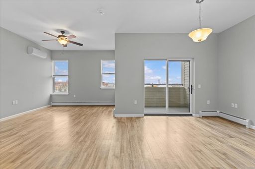 Spacious 2-Bedroom, 2 Bath Apartment at 32 Cottonwood Drive, Apt #213– Williston, VT!