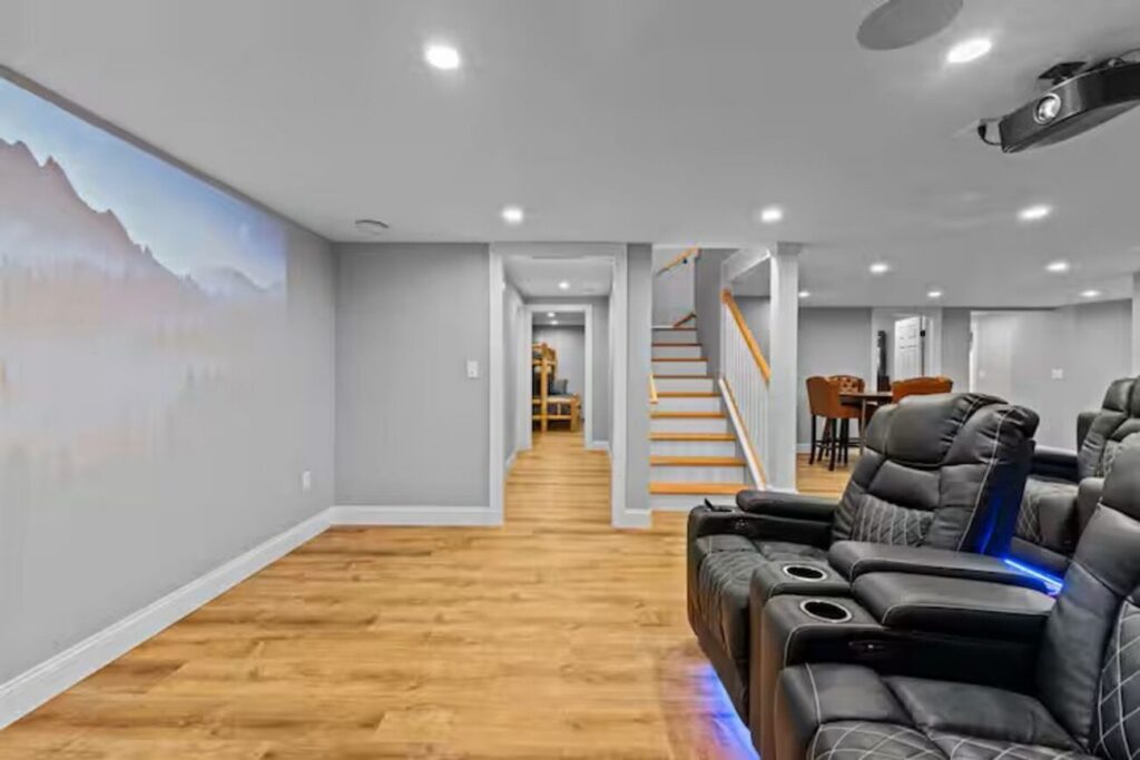 Large Log Cabin in Hinesburg – 448 Dynamite Hill Road