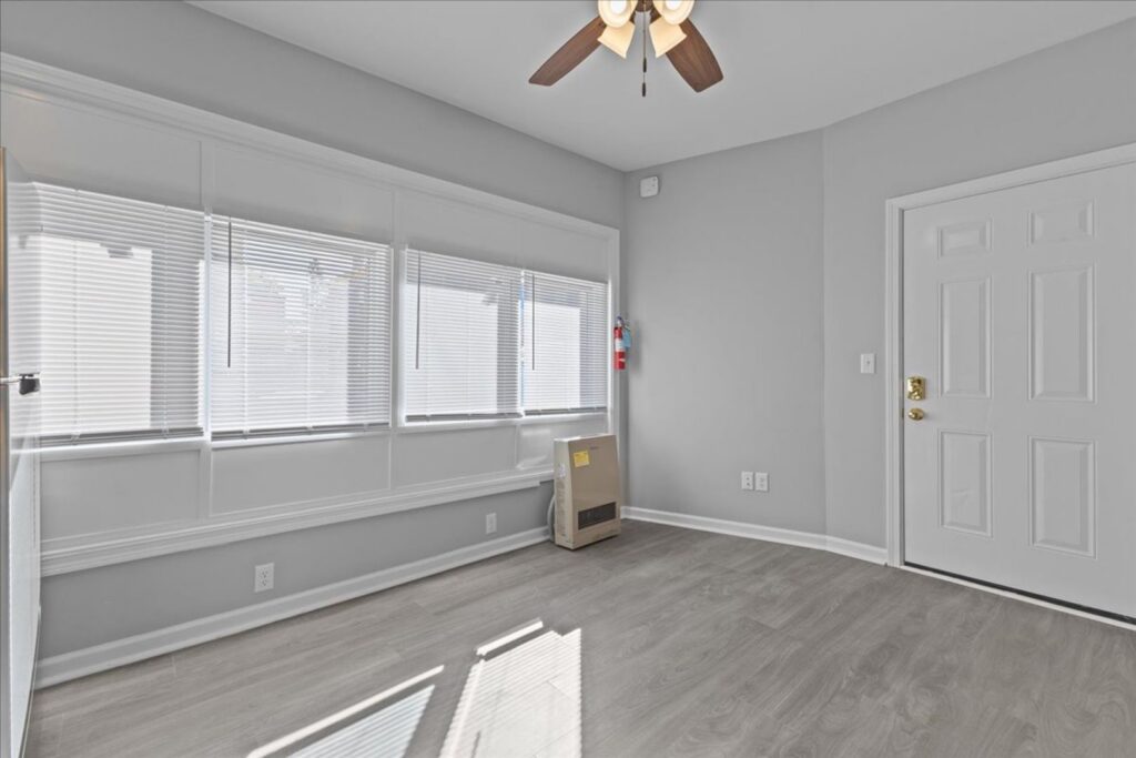 Newly Renovated Studio Available!!
