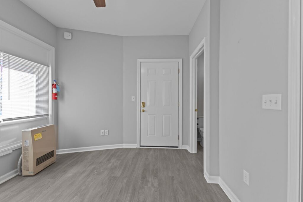 Newly Renovated Studio Available!!