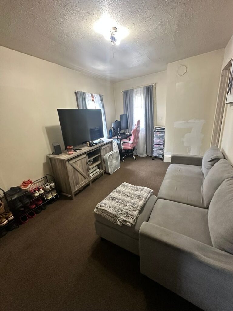 Two Bedroom in Burlington – Available September 15, 2026