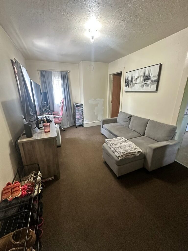 Two Bedroom in Burlington – Available September 15, 2026