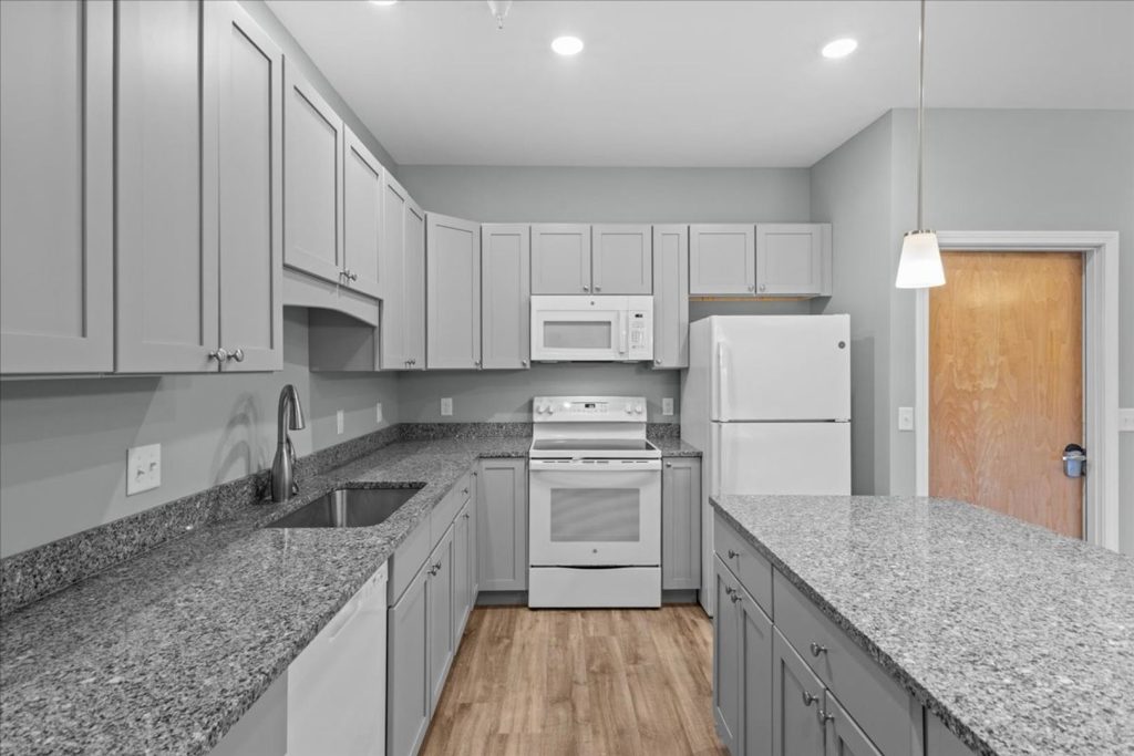 Newly Renovated 2 Bedroom in Williston – Available Starting November 1st!