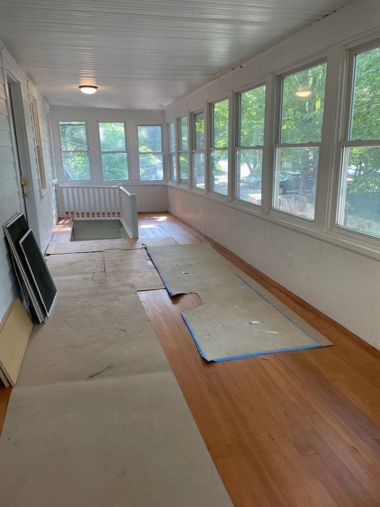 207 1/2 South Union St, Burlington, VT | 4 Bedroom Apartment Near UVM & Downtown | June 2027