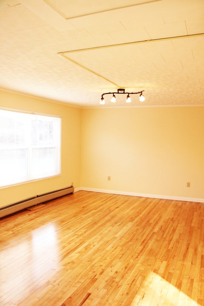 68B Chase St, Burlington, VT | 4 Bedroom Apartment Near UVM & Winooski | June 2027