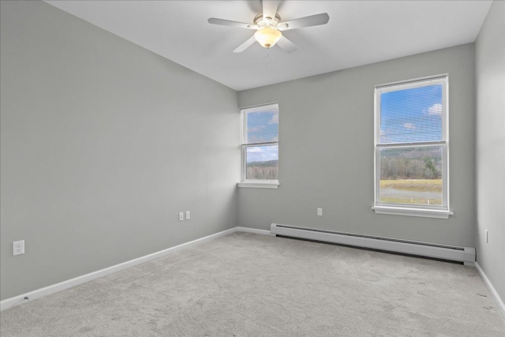 Newly Renovated 2 Bedroom in Williston – Available Starting November 1st!