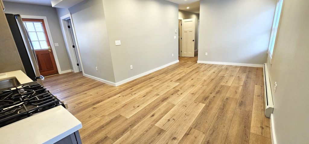 202 East Ave #1, Burlington, VT | Renovated 5 Bedroom Apartment Near UVM | June 2027