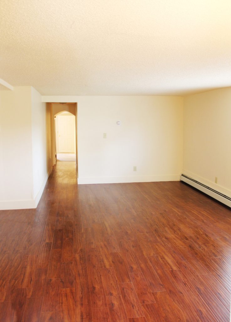 122 Archibald St, Burlington, VT | 5 Bedroom Apartment Near UVM | June 2027