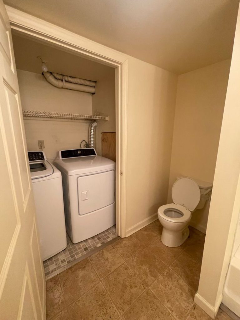 150 1/2 North St, Burlington, VT | 4 Bedroom Apartment Near Downtown & UVM | June 2027