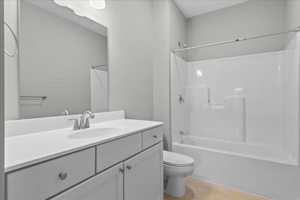 Newly Renovated 2 Bedroom in Williston – Available Starting November 1st!