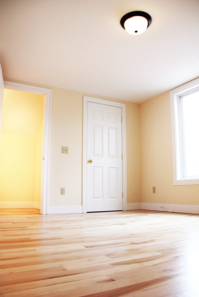 6 Bedroom House – 187 N. Champlain BURLINGTON- June 1st 2027!