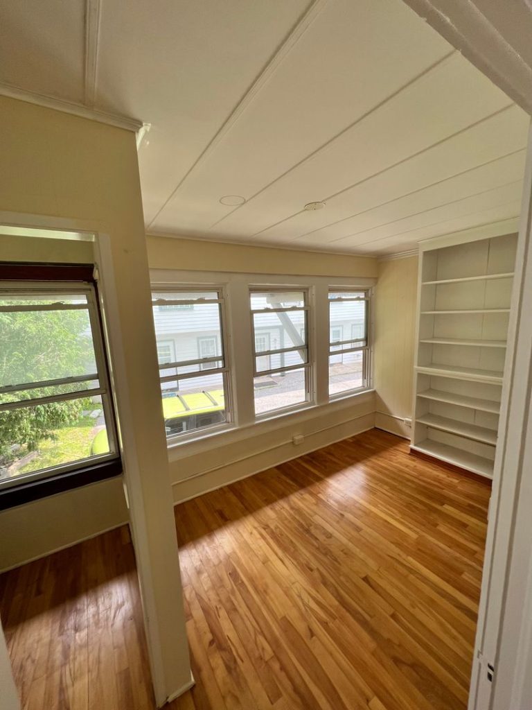360 S Winooski Ave Apt B, Burlington, VT | 4 Bedroom Apartment Near UVM & Downtown | June 2027