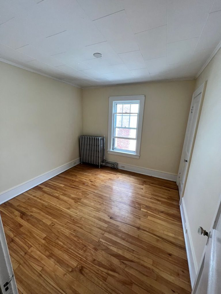 360 S Winooski Ave Apt B, Burlington, VT | 4 Bedroom Apartment Near UVM & Downtown | June 2027