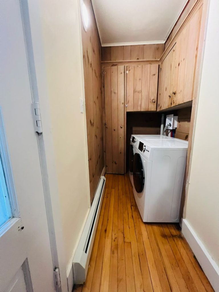 244 Maple St #3, Burlington, VT | 4 Bedroom Apartment Near UVM & Downtown | June 2027