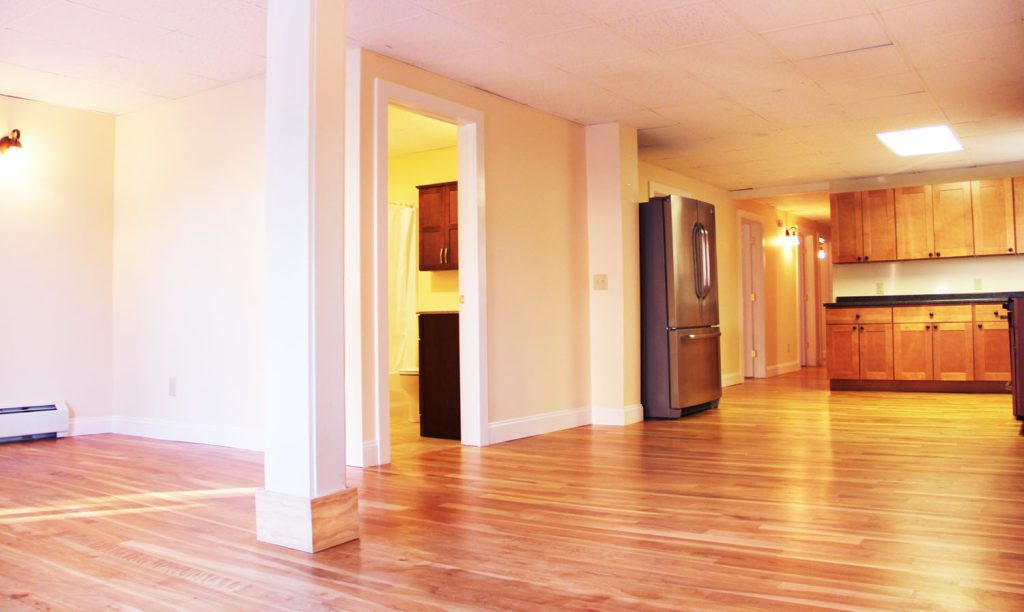 69A Spring Street, Burlington, VT | 5 Bedroom Apartment Near UVM | June 2027