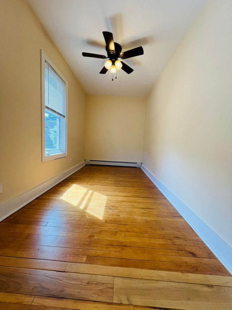 244 Maple St #3, Burlington, VT | 4 Bedroom Apartment Near UVM & Downtown | June 2027