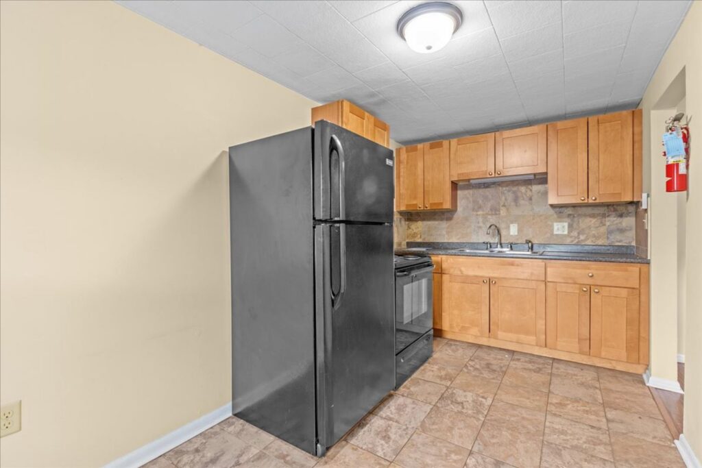 365 St Paul Street #6 -Available August 15th! – Burlington VT