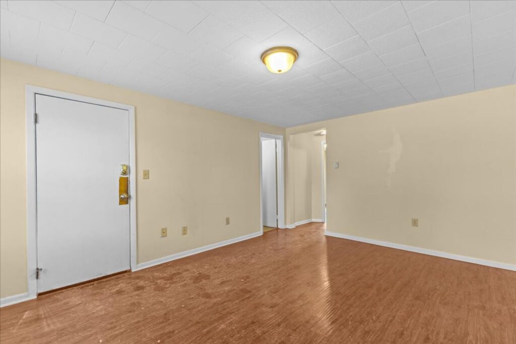 365 St Paul Street #6 -Available August 15th! – Burlington VT
