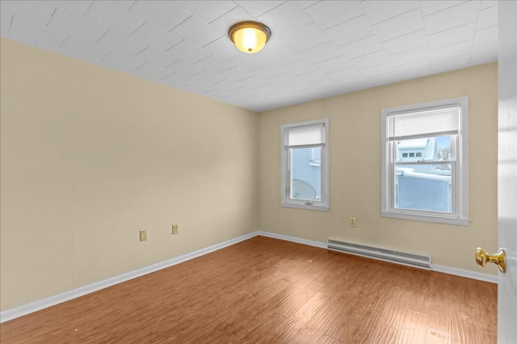 365 St Paul Street #6 -Available August 15th! – Burlington VT