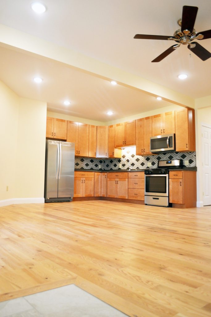 258 North St #7, Burlington, VT | 4 Bedroom, 2 Bathroom Apartment Near UVM | June 2027