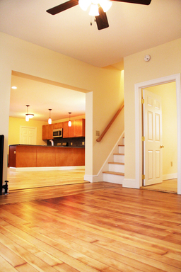 6 Bedroom House – 187 N. Champlain BURLINGTON- June 1st 2027!