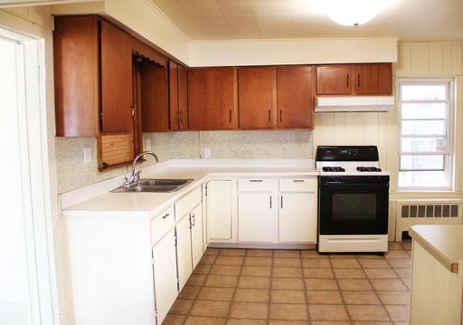 45 Peru St, Burlington, VT | 4 Bedroom House Near Downtown & UVM | June 2027
