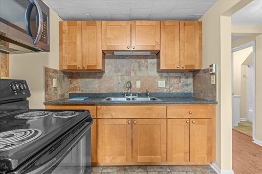 365 St Paul Street #6 -Available August 15th! – Burlington VT
